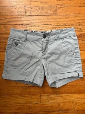 Copper Key Light Gray Shorts